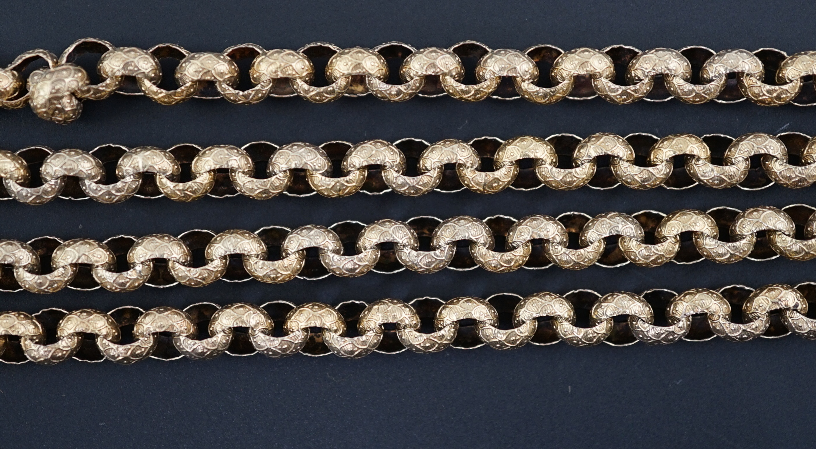 A George III gold guard chain